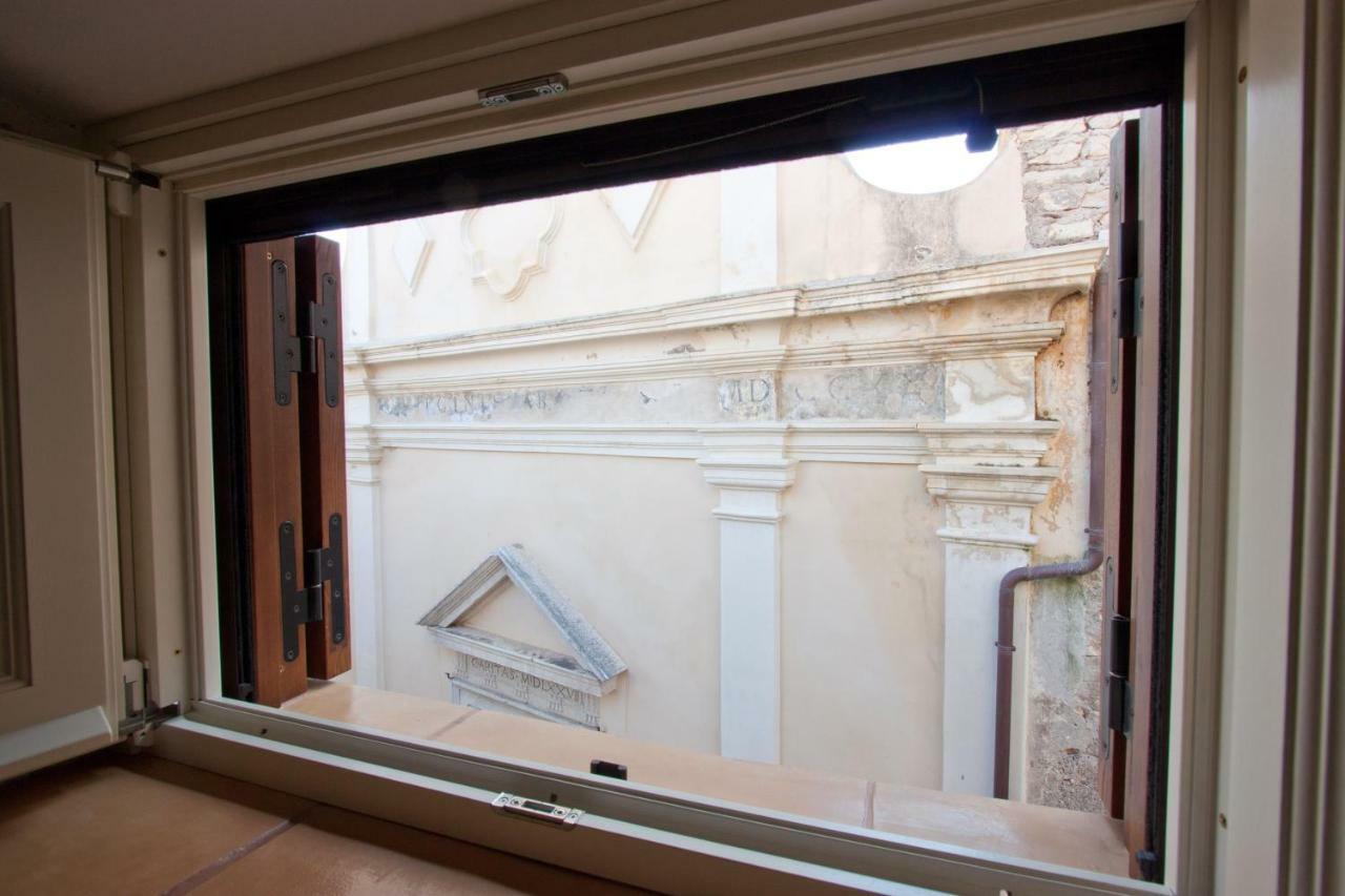 Lelive Bed And Breakfast Sermoneta Buitenkant foto