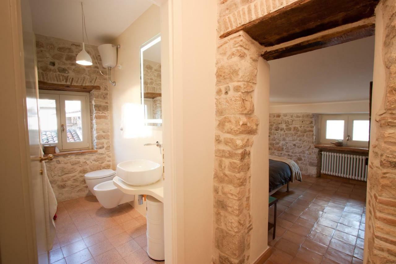Lelive Bed And Breakfast Sermoneta Buitenkant foto