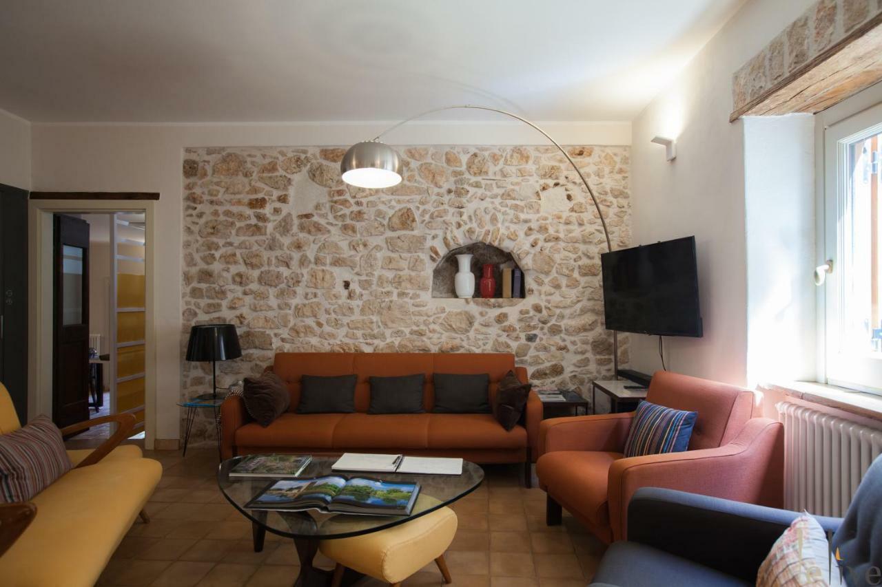 Lelive Bed And Breakfast Sermoneta Buitenkant foto